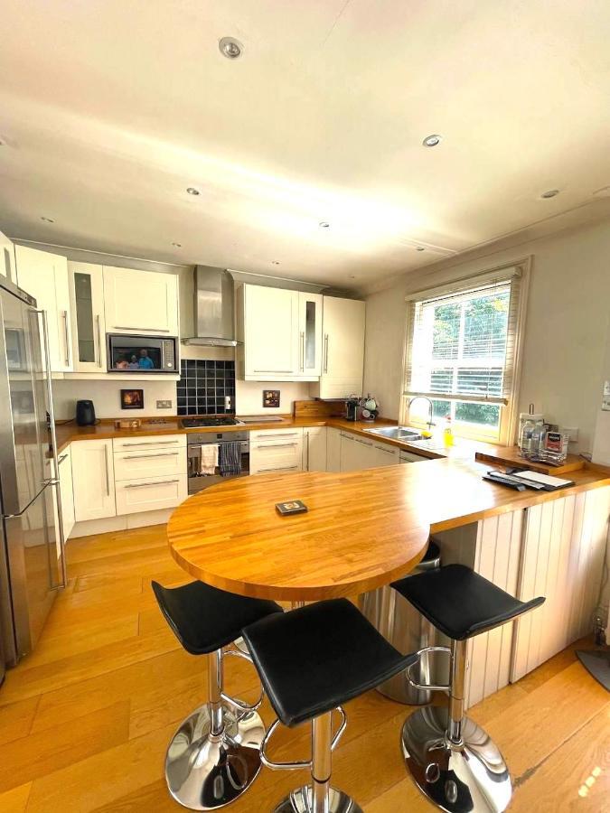 Sunny 2 Bedroom, 2 Bathroom Apartment With Roof Terrace Londra Dış mekan fotoğraf